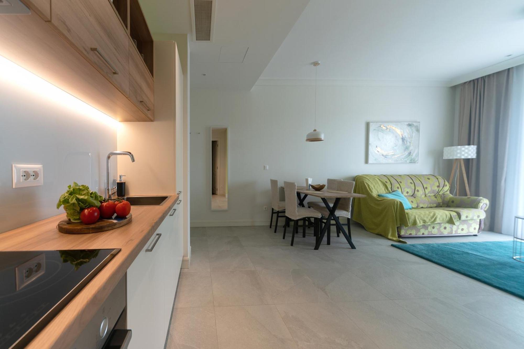 Lustica Apartments Central Tivat Exterior photo