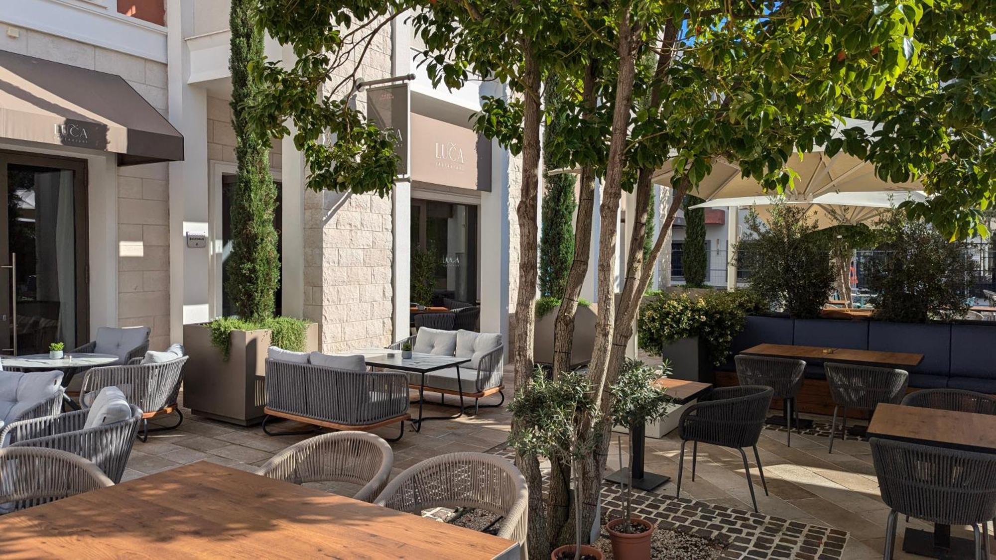 Lustica Apartments Central Tivat Exterior photo